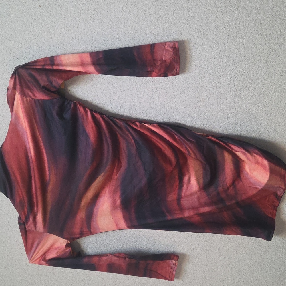 Chic Swirl Pattern Mini Dress
